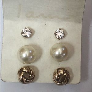 Earring fashion , good condition
